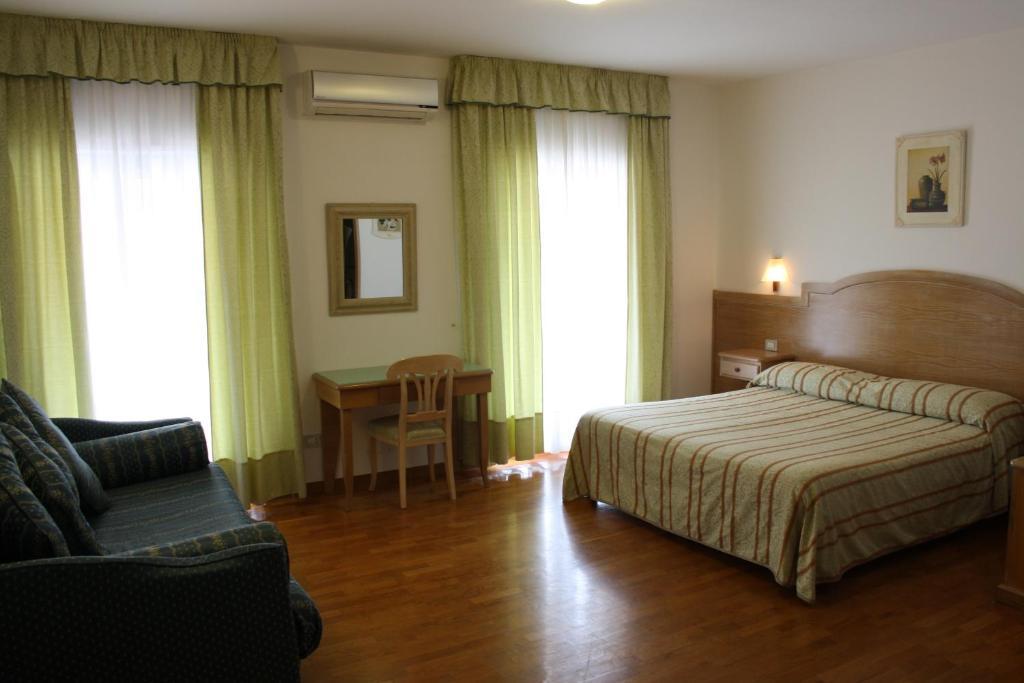 Hotel Donatello Alberobello Cameră foto